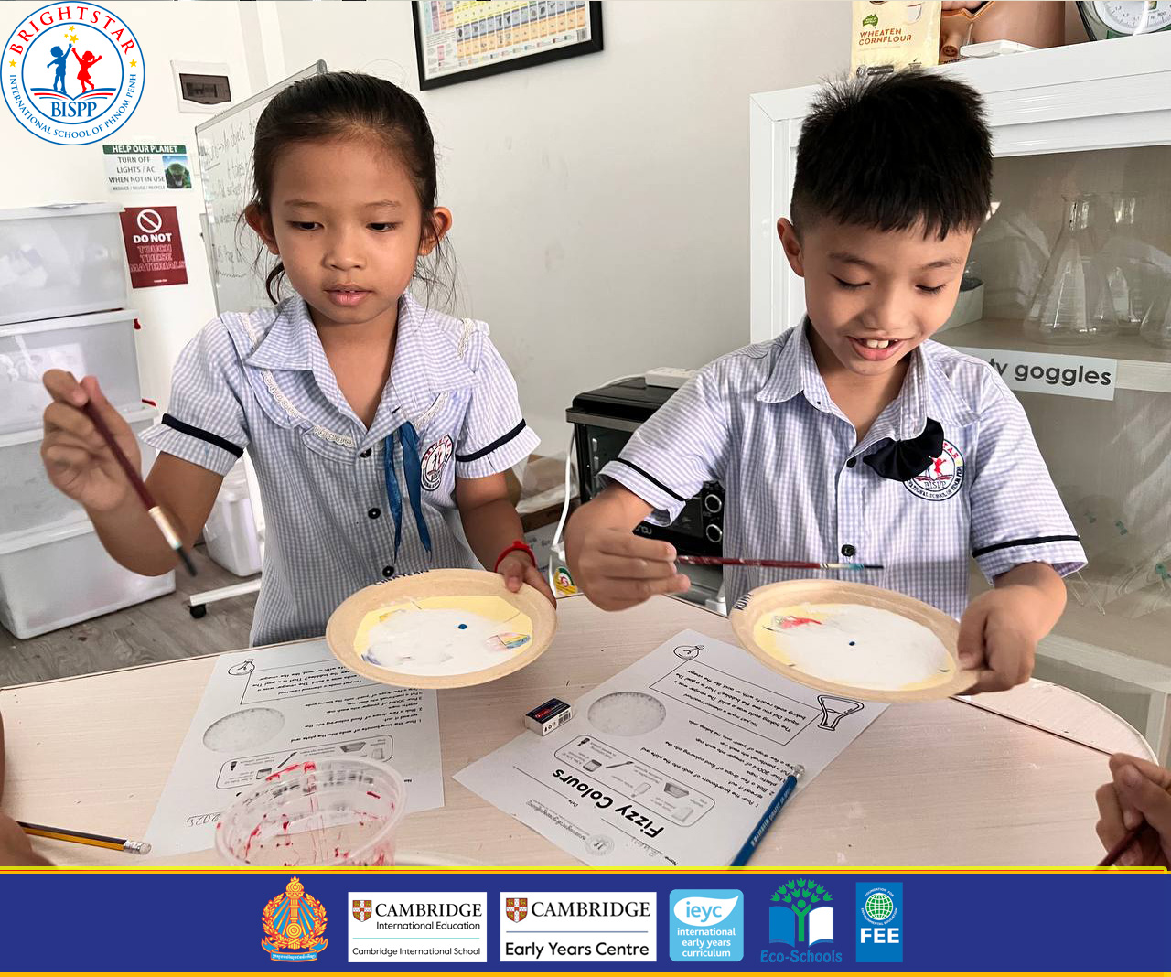 (English Below) This week our learners could take a step back from studying in their textbooks and participate in projects and experiments that encouraged their curiosity and creativity. STEM Week […]