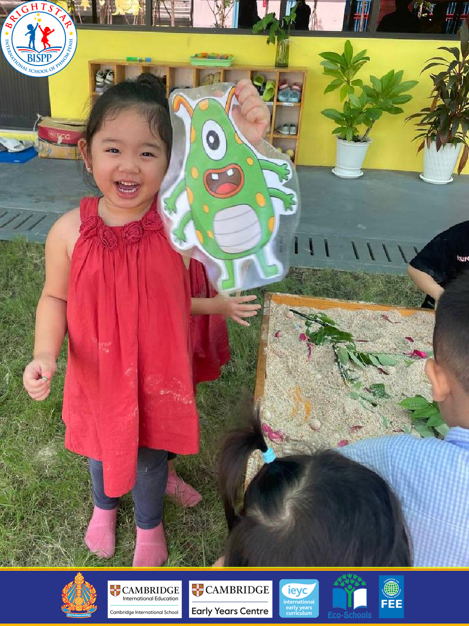 (English Below) ការសិក្សាអំពី ប្រធានបទមេរៀន កំពូលវីរៈបុរសនៅសាលាអន្តរជាតិប្រាយស្តារក្នុងសប្តាហ៍នេះ បានប្រព្រឹត្តិទៅពោរពេញដោយសកម្មភាពសិក្សាល្អៗជាច្រើន ពិសេសរួមទាំងស្នាមញញឹម និងភាពសប្បាយរីករាយរបស់ប្អូនៗសិស្សានុសិស្ស។ លើសពីនេះ ប្អូនៗក៏បានរៀនស្វែងយល់ពីអារម្មណ៍របស់ខ្លួនឯង​ និងសេចក្តីស្រឡាញ់ចំពោះមិត្តភក្តិផងដែរ។ កុមារគ្រប់រូបចែងចាំងដូចដួងតារានៅសាលាអន្តរជាតិប្រាយស្តារ! Superhero Week at Brightstar has been full of big missions, even bigger smiles and the biggest hearts. Beyond […]