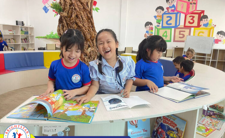 ទន្ទឹមនឹងត្រីមាសសិក្សាទី១ បានបញ្ចប់ទៅ លោកគ្រូ អ្នកគ្រូសូមកោតសរសើរ និងមានមោទនភាពចំពោះការខិតខំប្រឹងប្រែង ក៏ដូចជាវឌ្ឍនភាពសិក្សារបស់ប្អូនៗសិស្សានុសិស្សដែលសម្រេចបានដោយជោគជ័យក្នុងអំឡុងពេលនៃការប្រឡង។