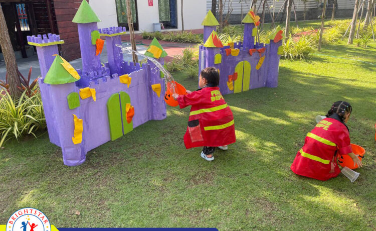 នៅថ្ងៃនេះកងពន្លត់អគ្គិភ័យកុមារៗរបស់យើង បានចូលរួមសិក្សាយល់ដឹងនូវប្រធានបទមេរៀនស្តីពីសុវត្ថិភាព និងការគ្រប់គ្រងអគ្គិភ័យ។