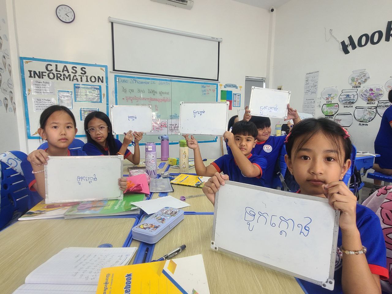 (English Below) ការសិក្សាដែលផ្សារភ្ជាប់នឹងការអនុវត្ត។ ប្អូនៗសិស្សានុសិស្សក្នុងកម្មវិធីខេមរសិក្សាទទួលបានប្រសិទ្ធផលដ៏ប្រសើរតាមរយៈការសិក្សាដែលផ្សារភ្ជាប់ទៅនឹងការអនុវត្តសម្បូរបែប ដែលនេះបានជួយឱ្យពួកគេកាន់តែមានភាពស្ទាត់ ចេះចាំ និងបង្កើនទំនុកចិត្តក្នុងការប្រើប្រាស់ភាសាកំណើតរបស់ខ្លួន។ Learning Through Practice! Students in the Khmer Studies Program have achieved remarkable progress through practice-integrated instruction. This approach enables them to develop stronger […]