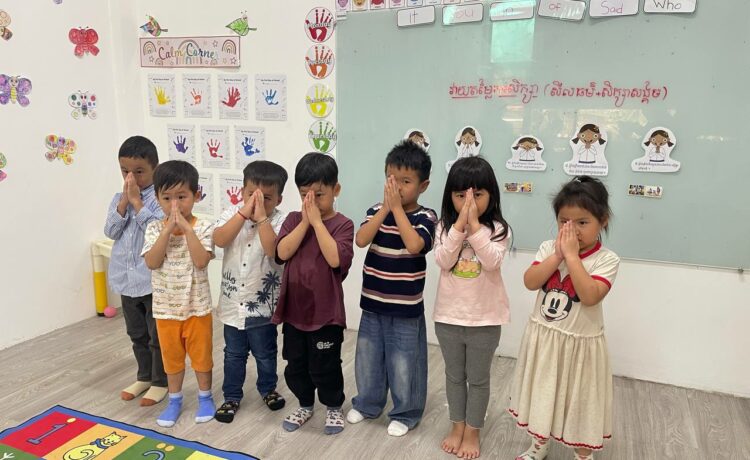 ក្នុងកម្មវិធីខេមរសិក្សា ប្អូនៗសិស្សានុសិស្សបានបង្ហាញវឌ្ឍនភាពក្នុងការសិក្សាភាសា និងវប្បធម៌ខ្មែរគួរឱ្យកត់សម្គាល់ក្នុងរយៈពេលមួយត្រីមាស​កន្លងមកនេះ។