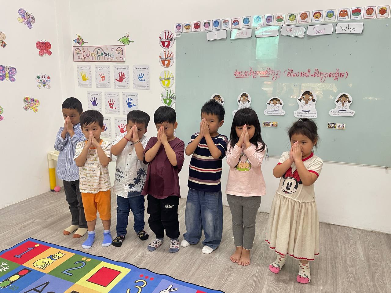 (English Below) ក្នុងកម្មវិធីខេមរសិក្សា ប្អូនៗសិស្សានុសិស្សបានបង្ហាញវឌ្ឍនភាពក្នុងការសិក្សាភាសា និងវប្បធម៌ខ្មែរគួរឱ្យកត់សម្គាល់ក្នុងរយៈពេលមួយត្រីមាស​កន្លងមកនេះ។ ការសិក្សាភាសាខ្មែរ និងវប្បធម៌ប្រពៃណីជាតិត្រូវបានដាក់បញ្ជូលតាមពីថ្នាក់ដំបូងដើម្បីធានាថាប្អូនៗសិស្សានុសិស្សមានគ្រឹះរឹងមាំសម្រាប់ការសិក្សា និងប្រើប្រាស់ភាសាជាតិរបស់ខ្លួនពេញមួយជីវិត។ In the Khmer Studies Program, our students have shown remarkable progress in learning the Khmer language and culture over the past term. […]