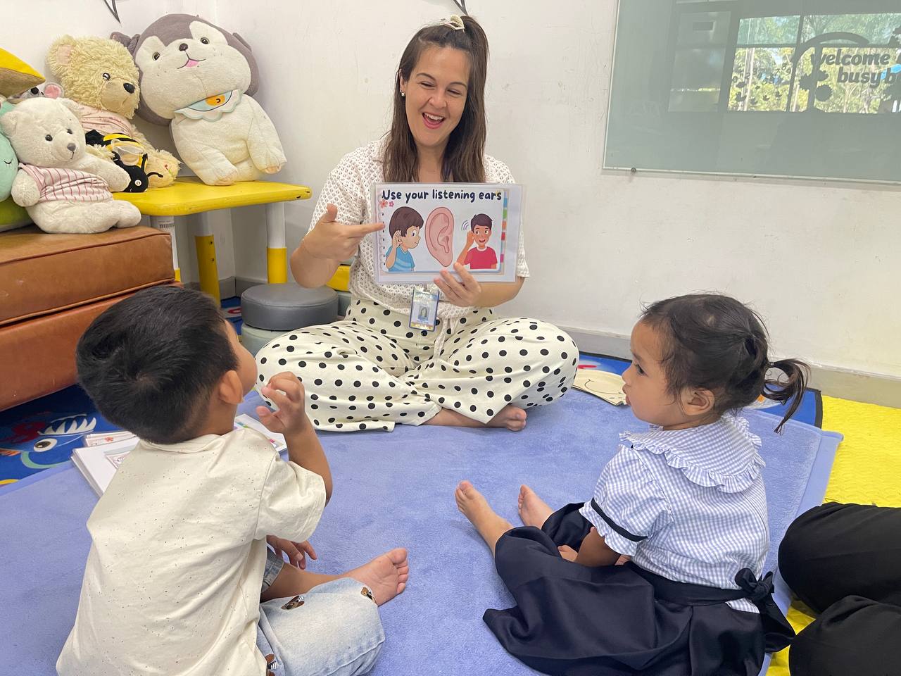 (English Below) សូមស្វាគមន៍សាជាថ្មីមកកាន់សាលាអន្តរជាតិប្រាយស្តារ! នៅក្នុងសប្តាហ៍ដំបូងនៃឆ្នាំសិក្សាថ្មីនេះ ប្អូនៗសិស្សានុសិស្សរបស់យើងបានចំណាយពេលវេលាដ៏មានតម្លៃក្នុងការជួបជាមួយលោកគ្រូ អ្នកគ្រូ ផ្សាភ្ជាប់ទំនាក់ទំនងជាមួយមិត្តភក្តិឡើងវិញ និង រៀបចំខ្លួនសម្រាប់ការសិក្សាជាបន្តបន្ទាប់។ យើងក៏បានដឹងថា ថ្ងៃដំបូងនៃបវេសនកាលហាក់មានលក្ខណៈពិបាកបន្តិច លាយឡំជាមួយភាពភ័យខ្លាច ហេតុនេះហើយទើបបានជា លោកគ្រូអ្នកគ្រូរបស់យើងបានត្រៀមរួចជាស្រេចនូវសកម្មភាពកម្សាន្តសប្បាយៗ ដើម្បីជាការស្វាគមន៍ និងដាស់ស្មារតីរបស់ប្អូនៗឡើងវិញបន្ទាប់ការឈប់សម្រាកវិស្សមកាល។ រីករាយបវេសនកាលថ្មី បើកទំព័រសម្រាប់ការសម្រេចបាននូវភាពជោគជ័យក្នុងឆ្នាំសិក្សានេះ! Welcome back from Brightstar! This week, students took time to meet their [&hellip;]